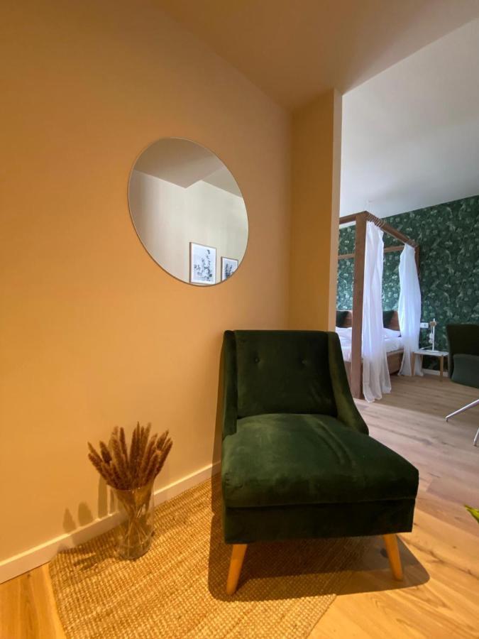 Apartment Himmelbett-studio über Düsseldorf, Neu