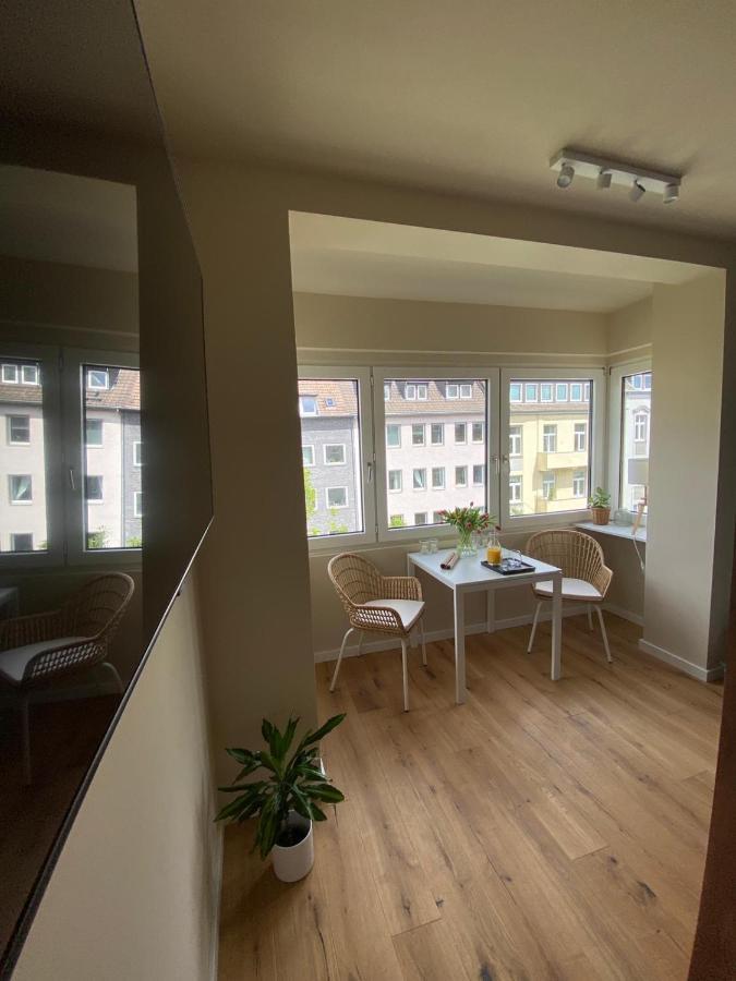 Himmelbett-studio über Düsseldorf, Neu Düsseldorf
